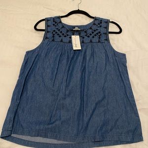 Sleeveless Maison Jules denim too